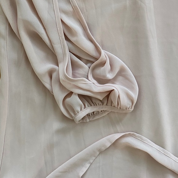 Lulu's Blush Pink V-Neck Dress (S) - Picture 10 of 12